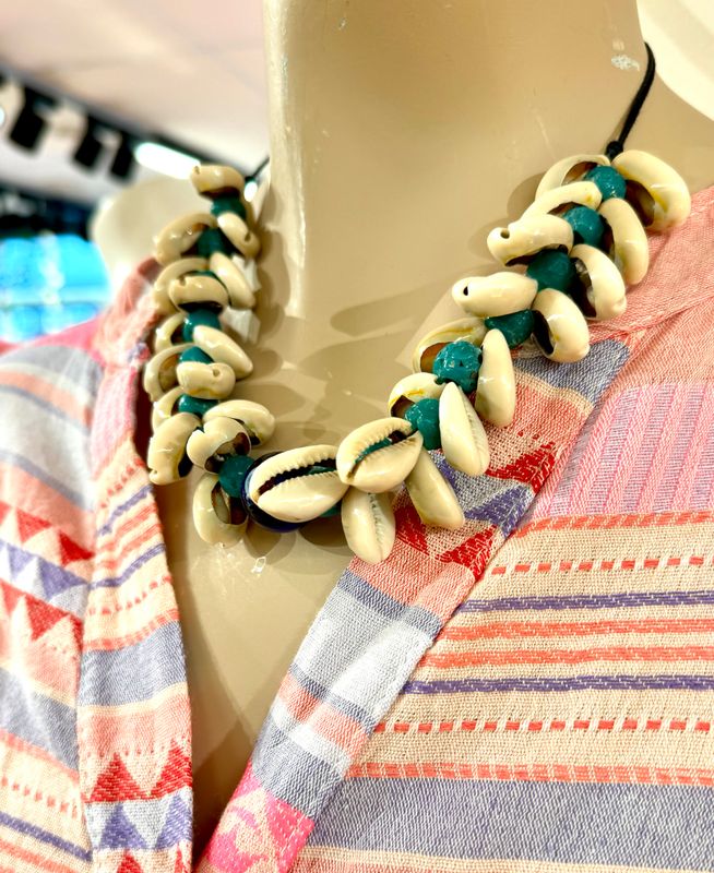 Shell Eye Necklace
