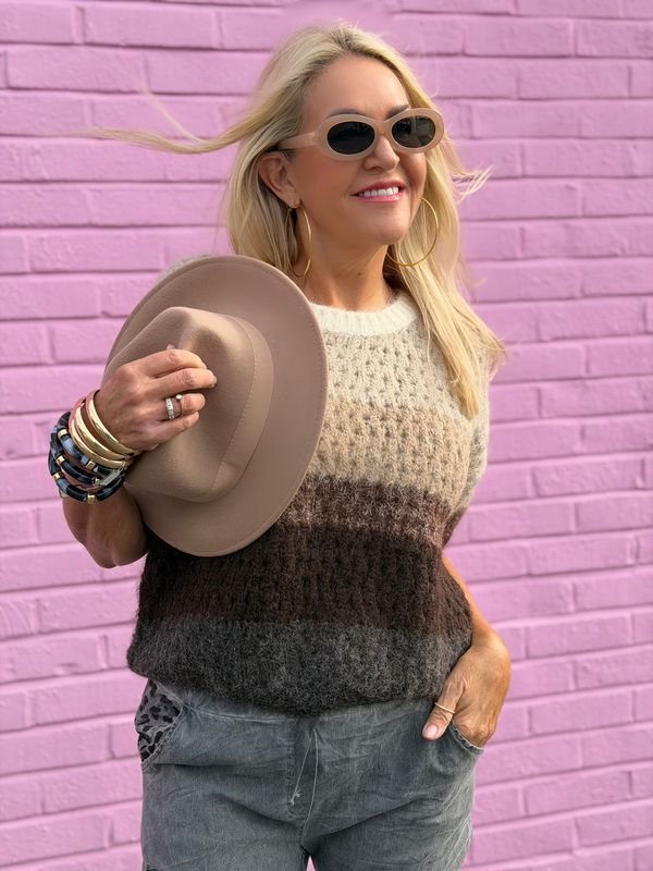 Short Sleeve Knit Qnuz