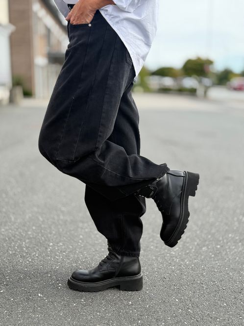 Hovedbilde Brownie Loose Barrel Jeans