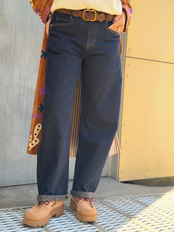 Barrel Stitching Jeans Qnuz