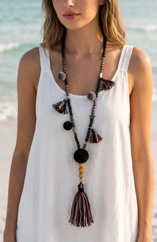 Raiffa Necklace Qnuz