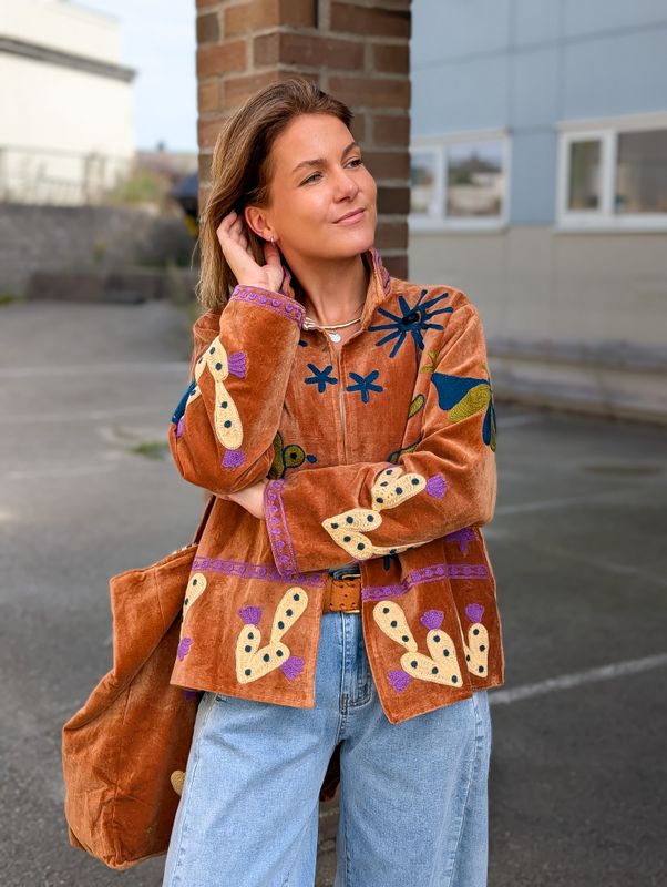 Suzani Velvet Short Kimono Qnuz