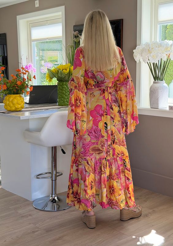 Big Flower Wrap Dress Coconut Milk
