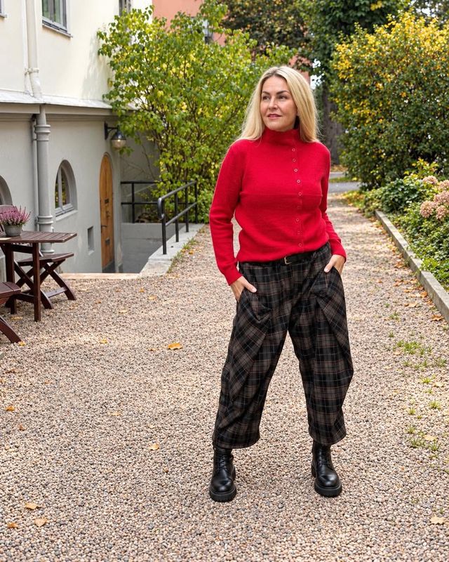 Belted Check Pant